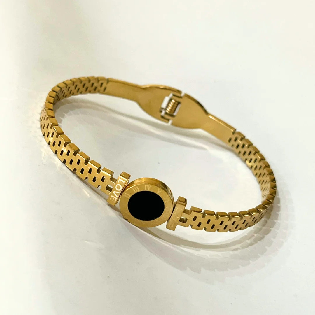 Elegant Roman Bangle - 18K Gold Plated