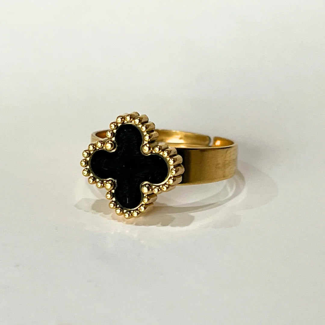 Black Four Leaf Ring – Gold-Plated Stainless Steel