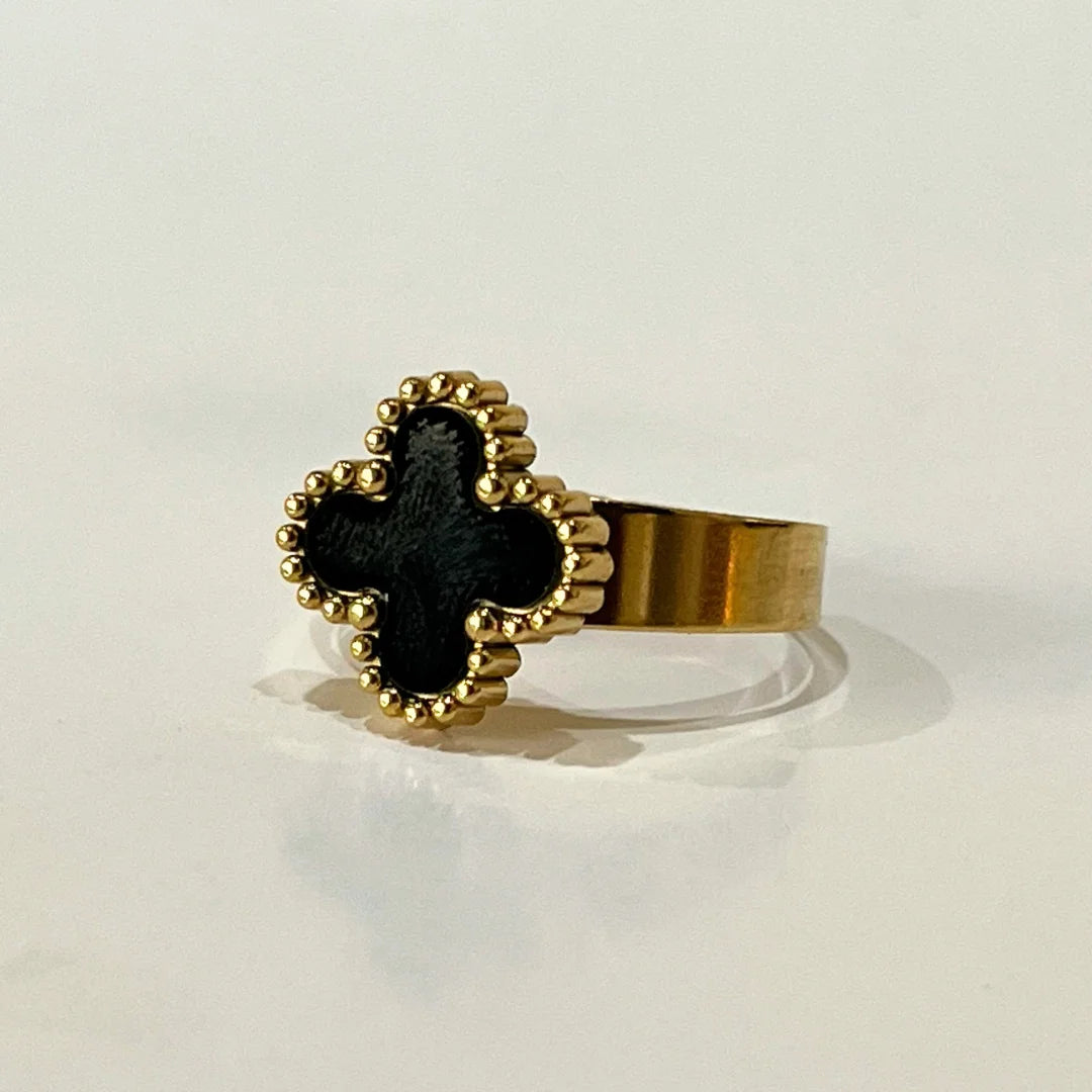 Black Four Leaf Ring – Gold-Plated Stainless Steel