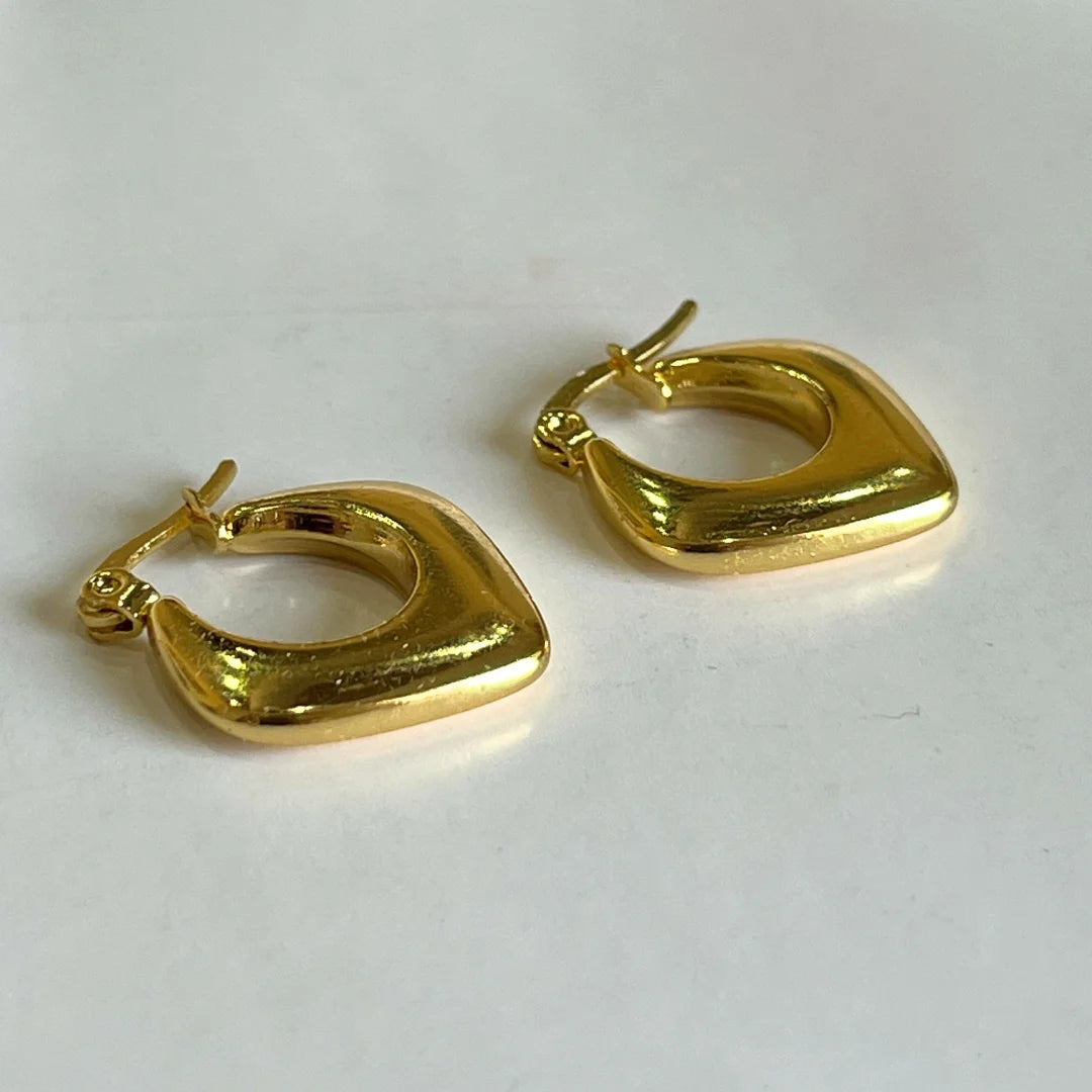 Eterna Hoop Earrings - 18K Gold Plated