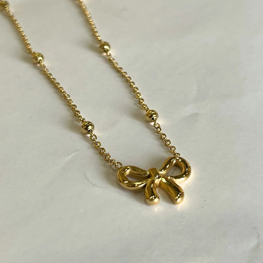 Elegant Bow Necklace - 18K Gold Plated