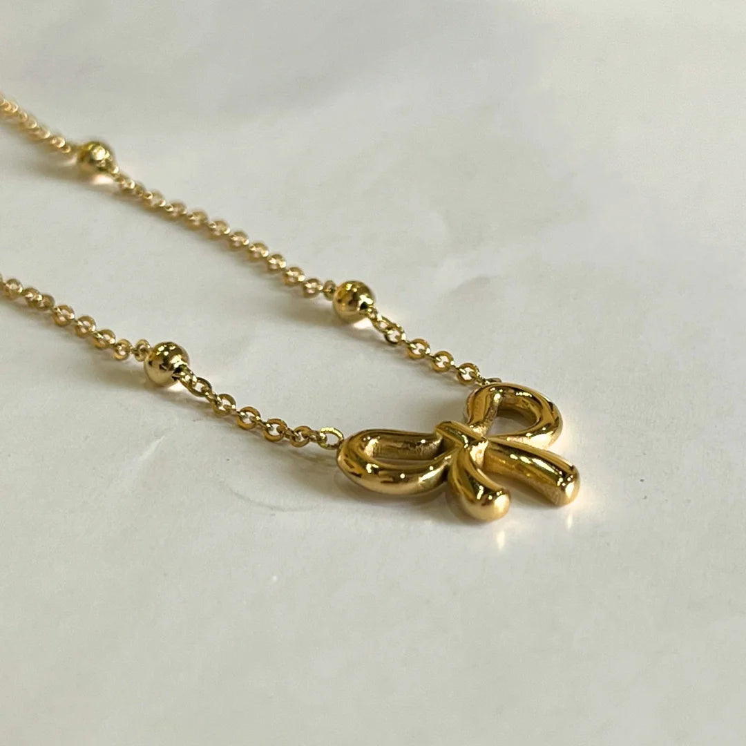 Elegant Bow Necklace - 18K Gold Plated